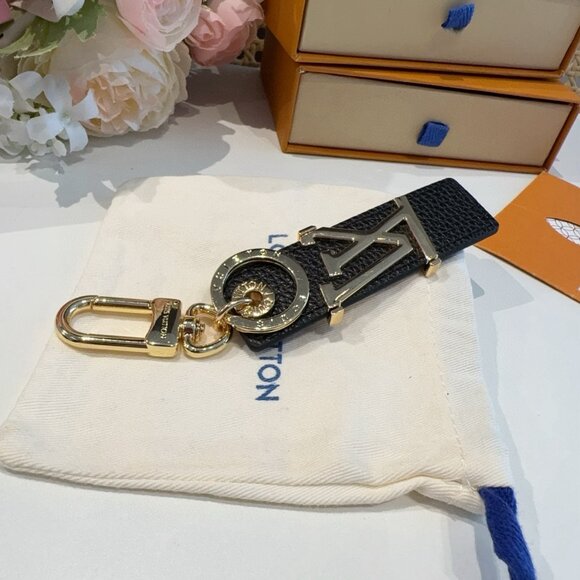 Louis Vuitton Black Leather Keychain - Picture 3 of 4